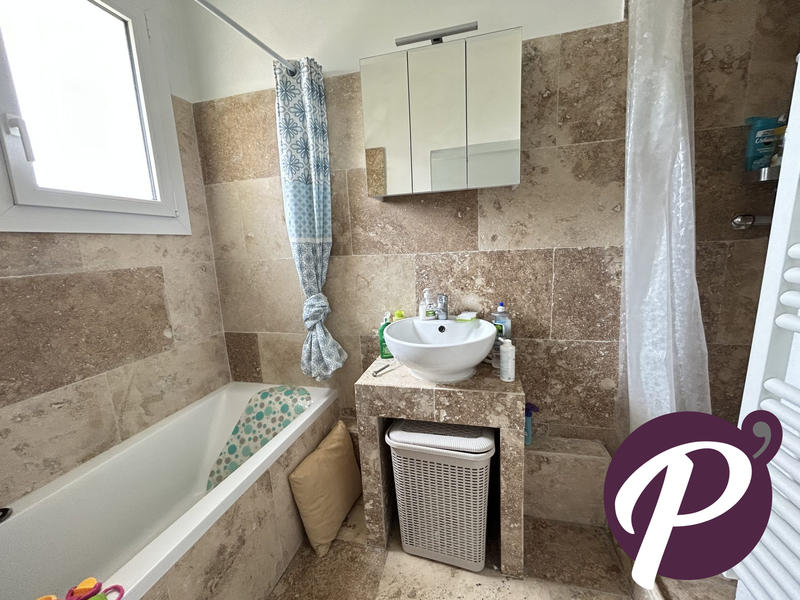 Maison - 178 m² - 6 pièces