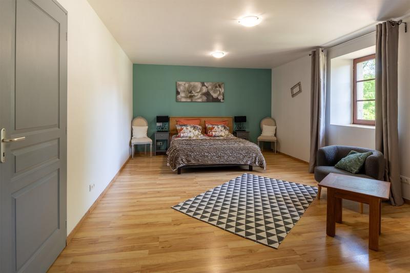 Propriété - 590 m² - 16 pièces