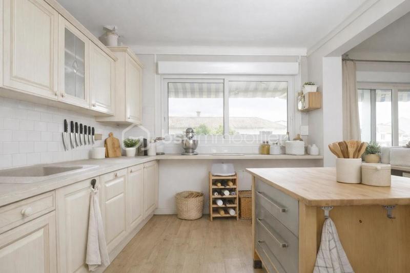 Appartement - 88 m² - 4 pièces