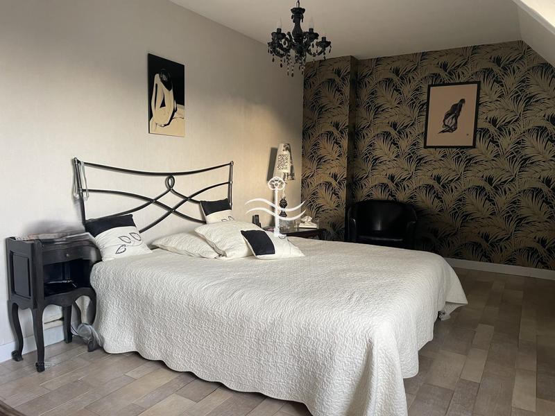 Maison - 165 m² - 7 pièces