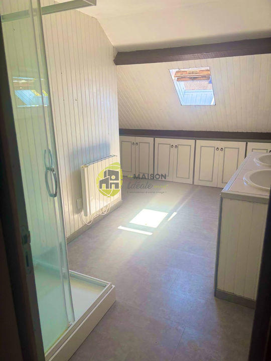 Maison - 87 m² - 4 pièces