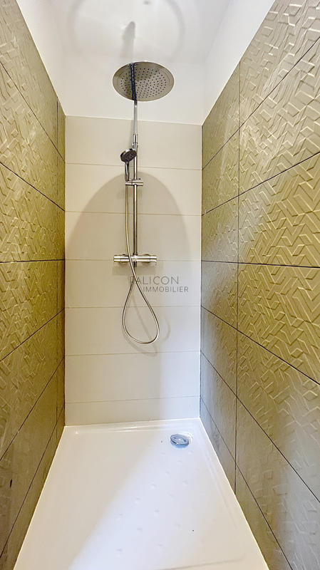 Villa - 138 m² - 6 pièces