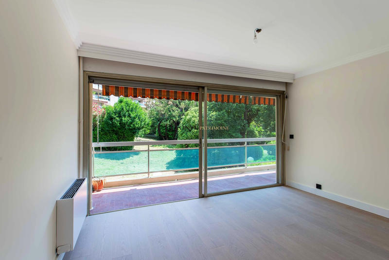 Appartement - 95 m² - 4 pièces