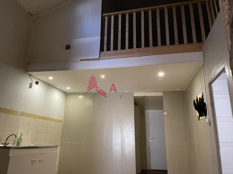 Immeuble - 223 m² - 10 pièces