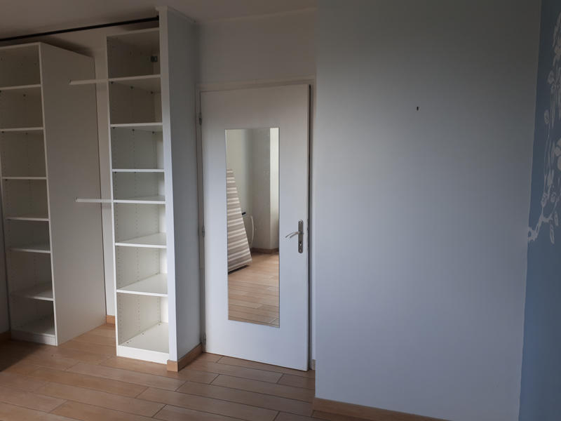 Propriété - 241 m² - 10 pièces