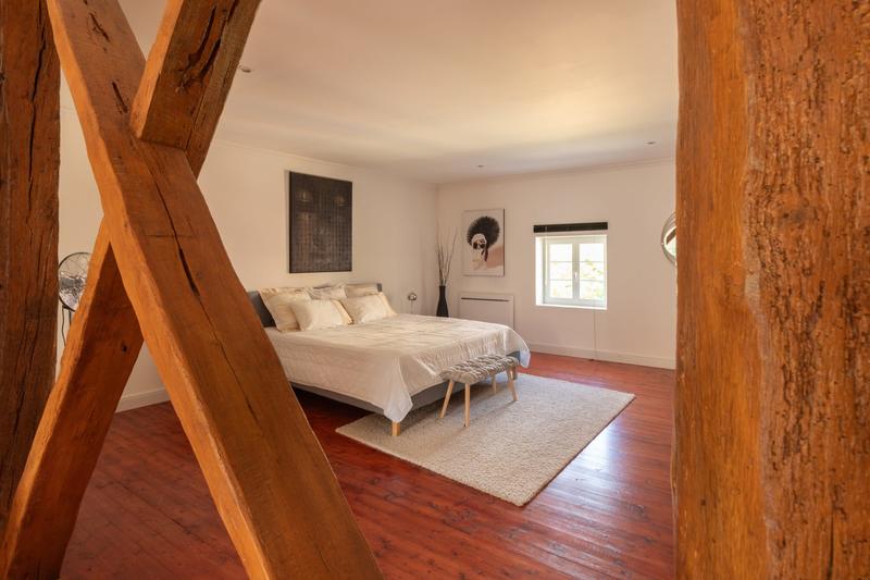 Maison ancienne - 250 m² - 6 pièces