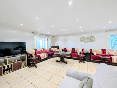 Villa - 140 m² - 5 pièces