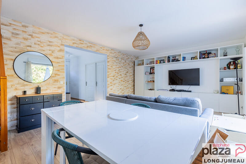 Maison - 100 m² - 6 pièces