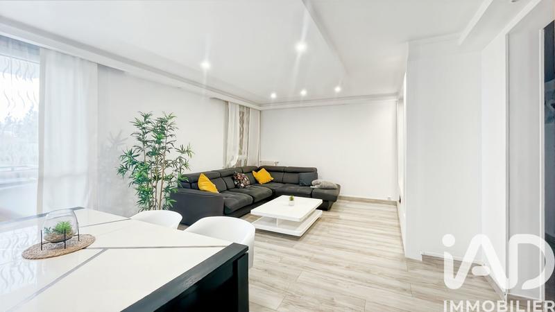Appartement - 96 m² - 6 pièces