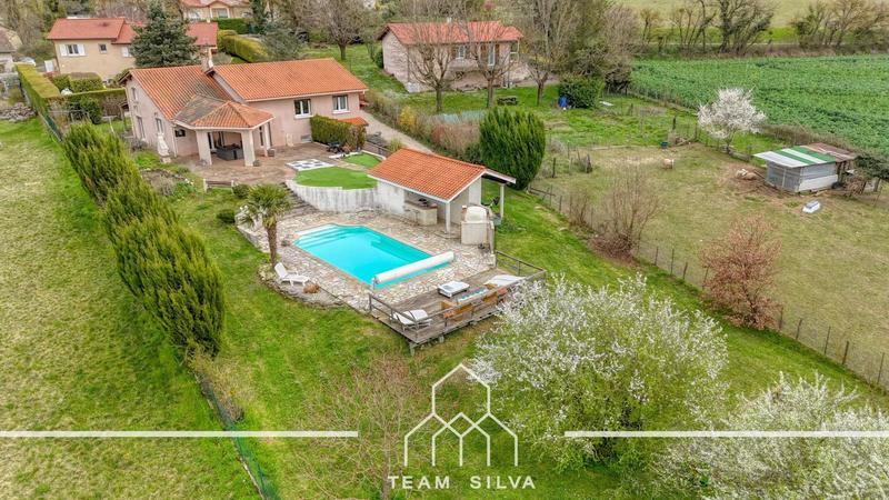 Maison - 200 m² - 5 pièces