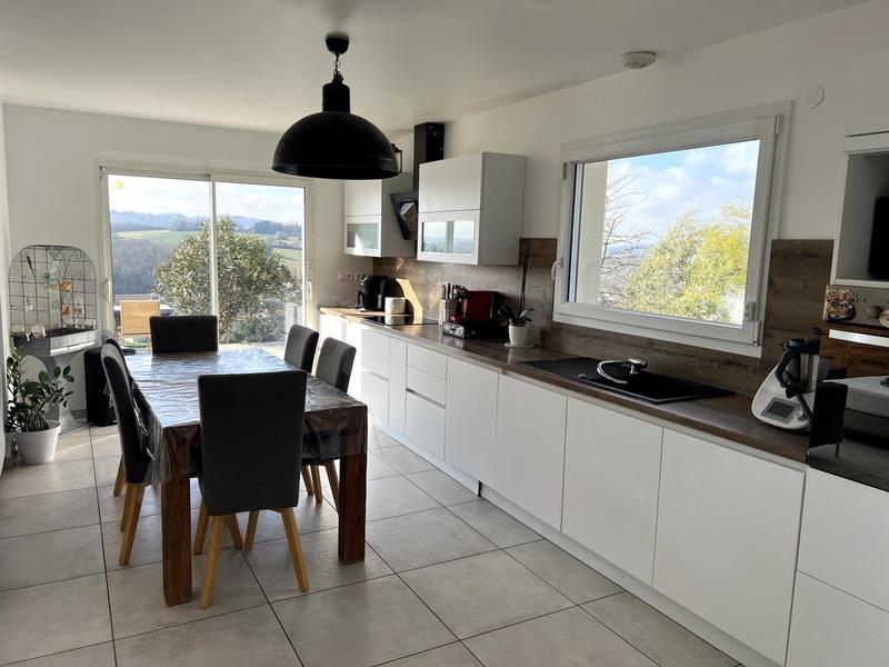 Maison - 112 m² - 5 pièces