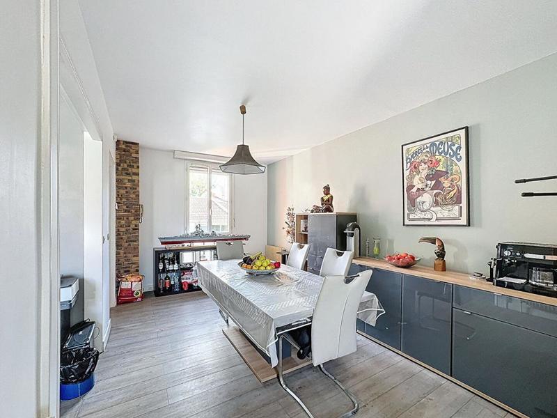 Maison - 101 m² - 5 pièces