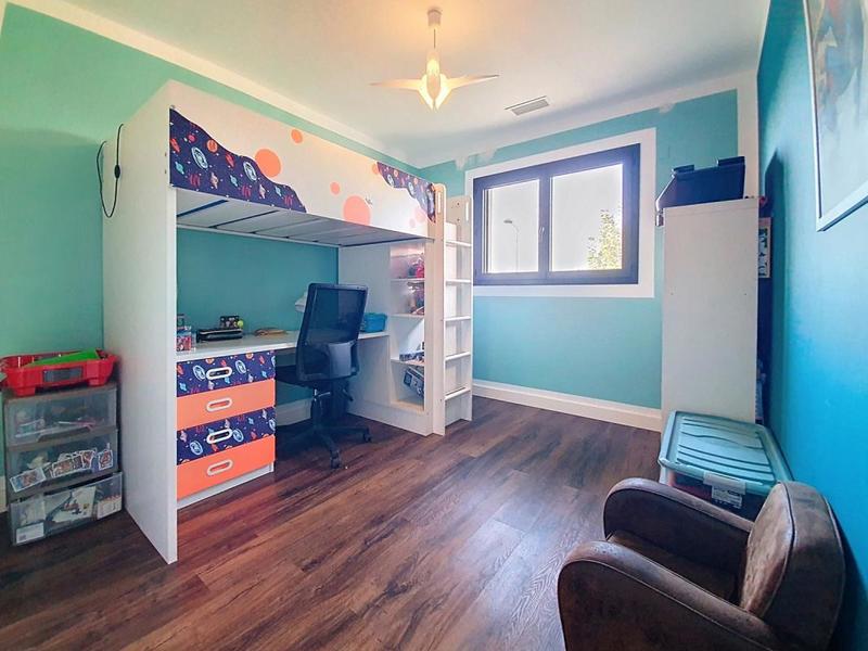 Maison - 101 m² - 5 pièces