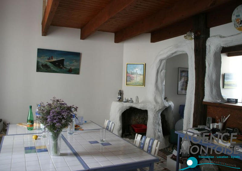 Maison - 192 m² - 10 pièces