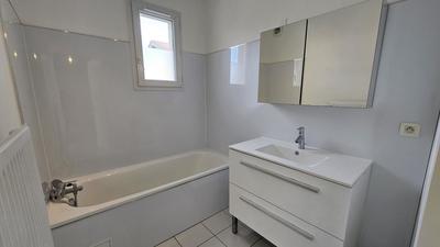 Appartement - 79 m² - 4 pièces