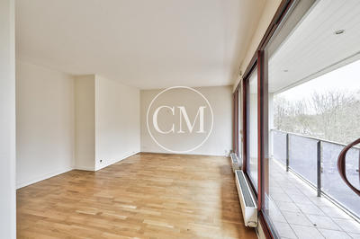 Appartement - 102 m² - 5 pièces