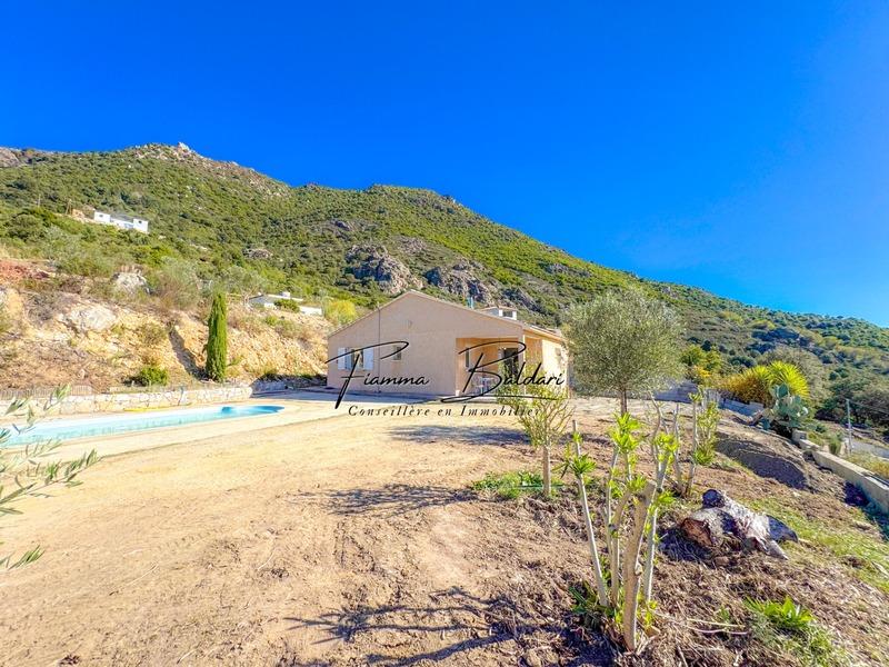 Villa - 85 m² - 4 pièces