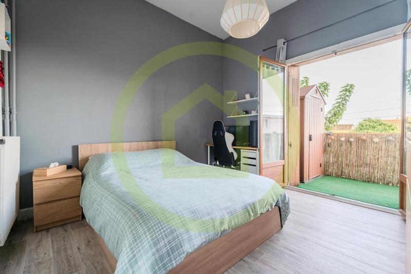 Appartement - 120 m² - 5 pièces