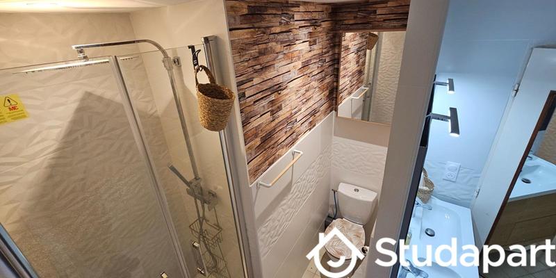 Chambre - 11 m² - 1 pièce