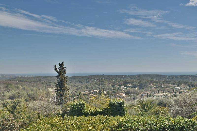 Maison - 187 m² - 9 pièces