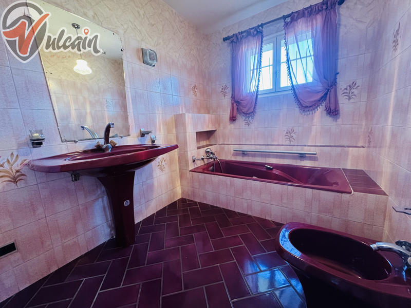 Maison - 150 m² - 5 pièces