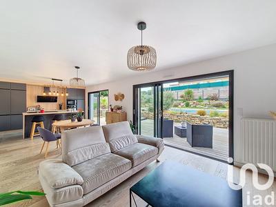 Maison - 111 m² - 6 pièces