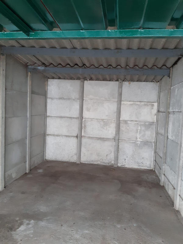 Parking / Garage - 18 m²