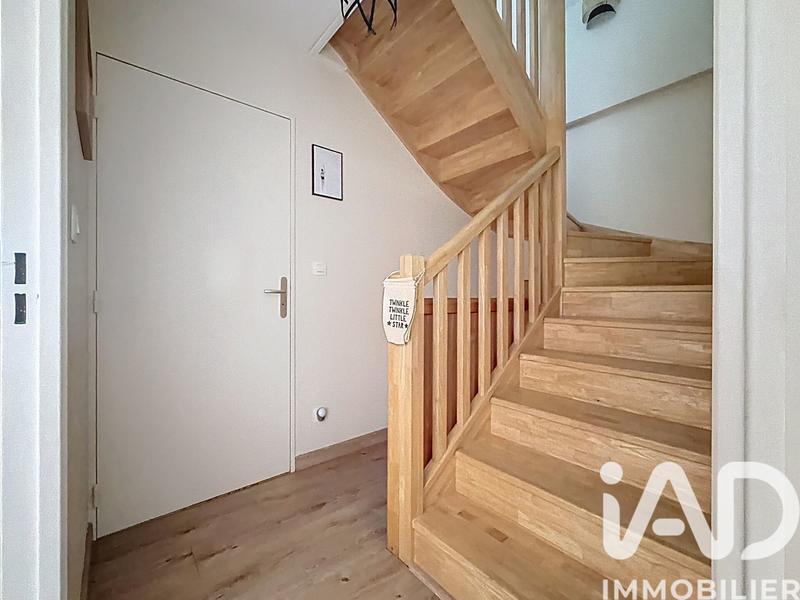 Maison - 93 m² - 4 pièces