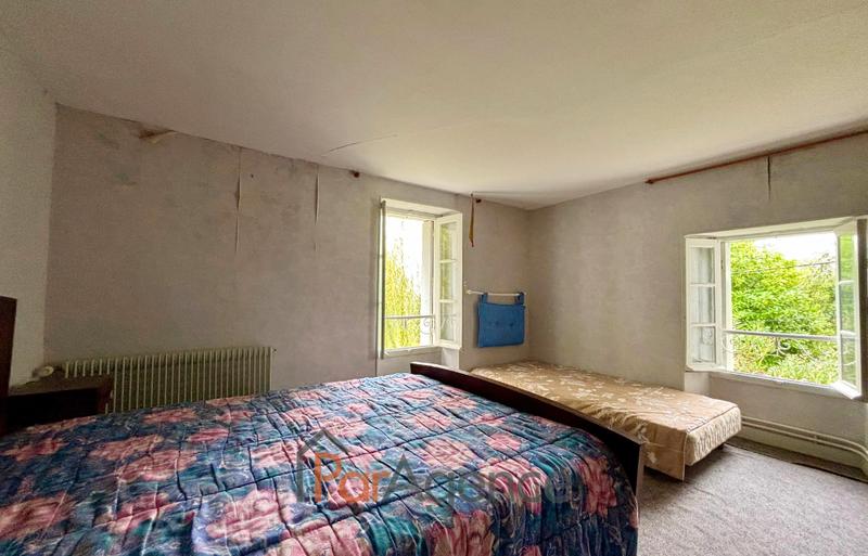 Maison - 253 m² - 14 pièces