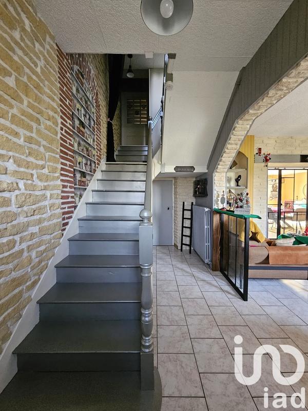 Maison - 163 m² - 8 pièces