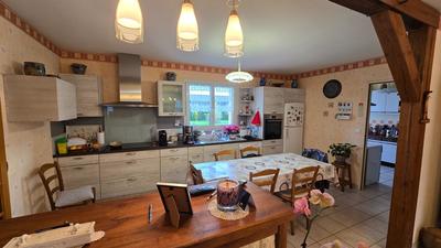 Maison - 136 m² - 4 pièces