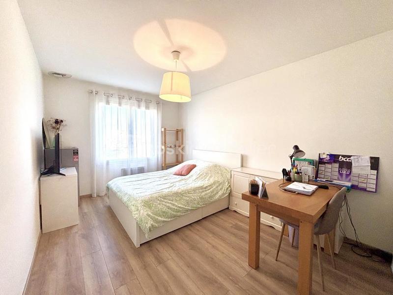 Maison - 177 m² - 6 pièces