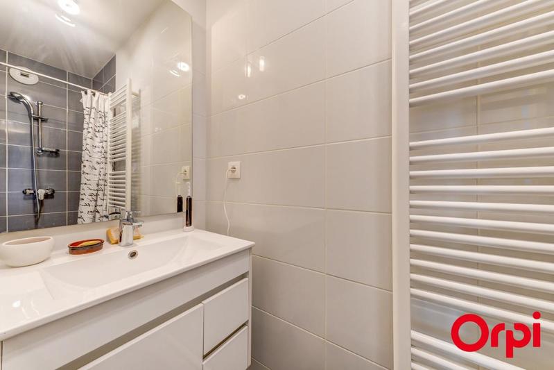 Appartement - 80 m² - 3 pièces