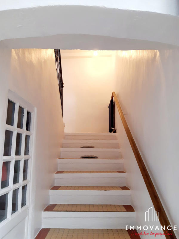 Maison - 182 m² - 8 pièces