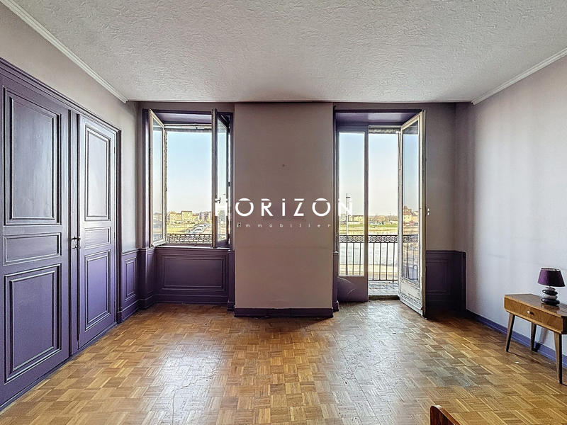 Appartement - 93 m² - 4 pièces