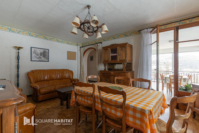 Maison - 147 m² - 7 pièces