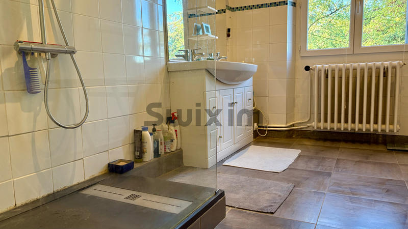 Maison - 169 m² - 7 pièces