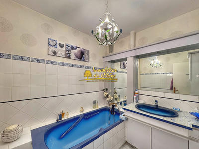 Appartement - 101 m² - 5 pièces