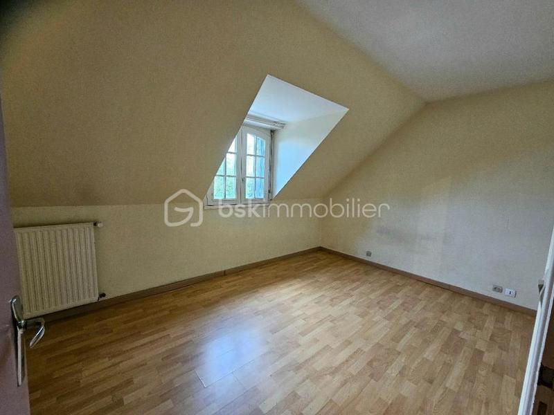 Maison traditionnelle - 145 m² - 7 pièces