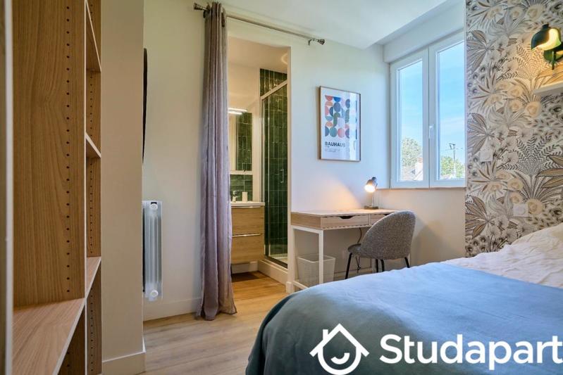 Chambre - 10 m² - 1 pièce