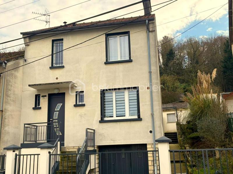 Maison de ville - 75 m² - 4 pièces