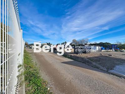 Entrepôt - 1 000 m²