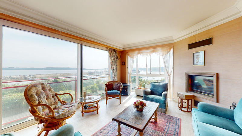 Maison - 142 m² - 6 pièces