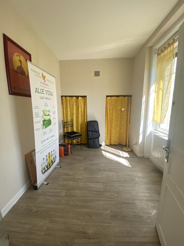 Local commercial - 219 m² - 10 pièces