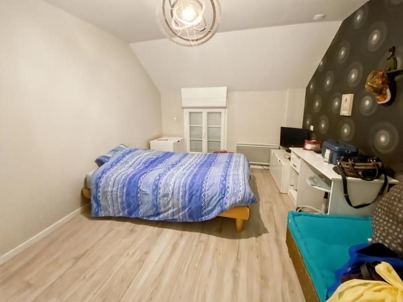 Corps de ferme - 204 m² - 7 pièces