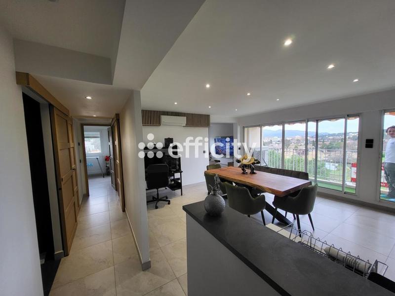 Appartement - 76 m² - 4 pièces