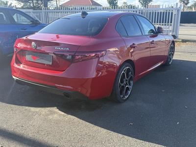 Alfa Romeo Giulia at8 sprint 190 toit ouvrant