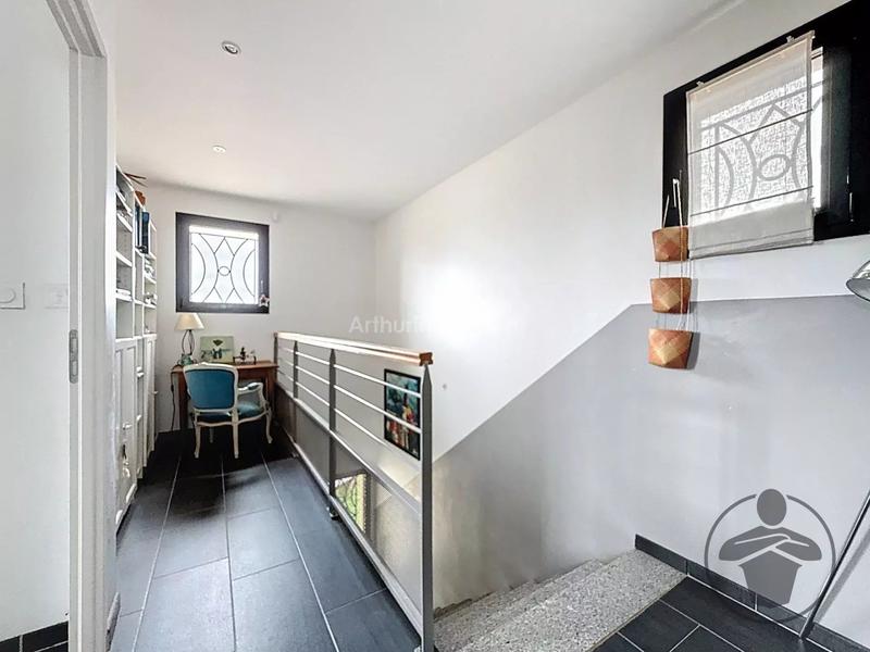 Maison - 170 m² - 6 pièces