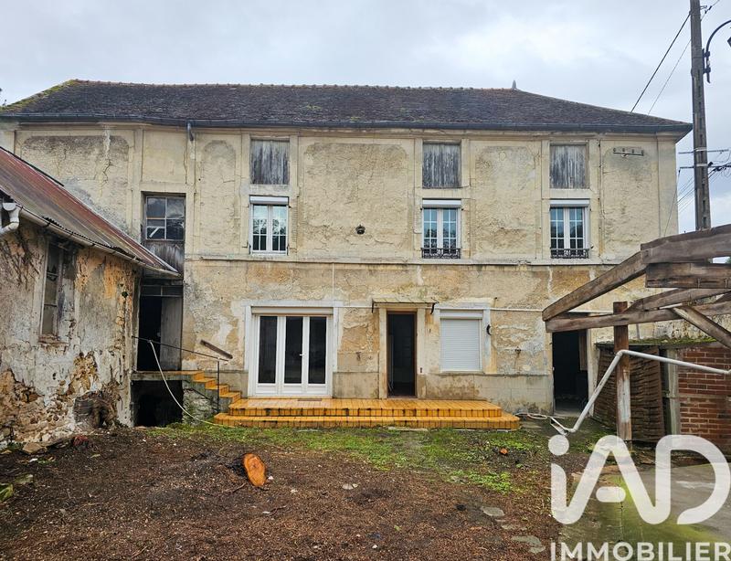 Maison - 300 m² - 7 pièces