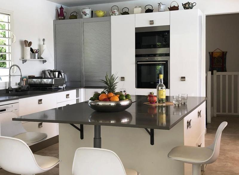 Maison - 221 m² - 7 pièces